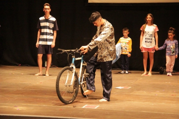 img-005358265001-5FFB-214C-0FFF-BD6ABD357B31.jpg