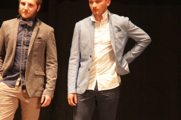 img-9966290932D2-3BD3-ACD9-11E8-A3D0E64C62A8.jpg