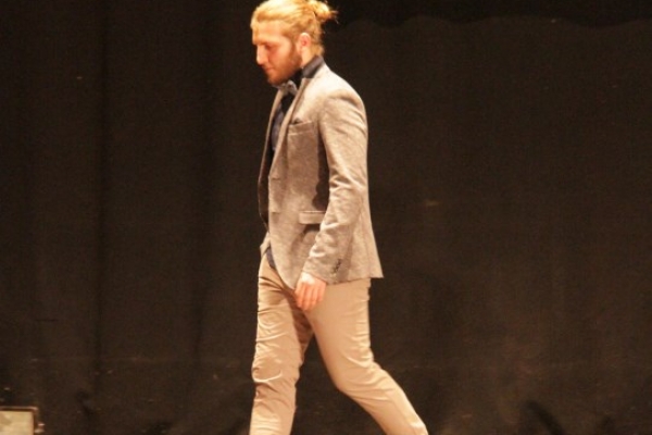img-99689FB1D933-997B-8FF6-4162-0DF3DA224F0F.jpg